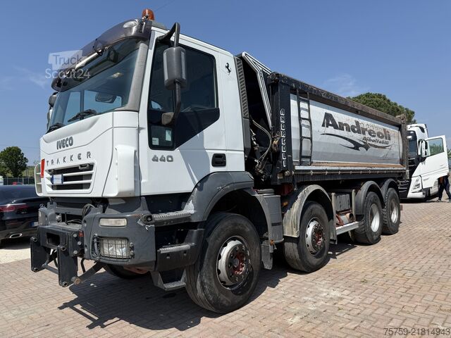 Dreiseitenkipper LKW Iveco Trakker 410T44 Kipper 20cbm 8x4 40Ton