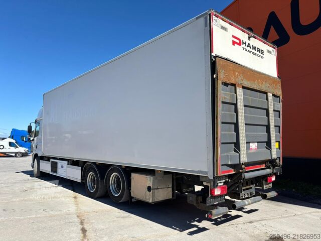 Transport w lodówce/zamrażarce DAF CF 450 6x2 SUPRA 950 U / BOX L=9408 mm
