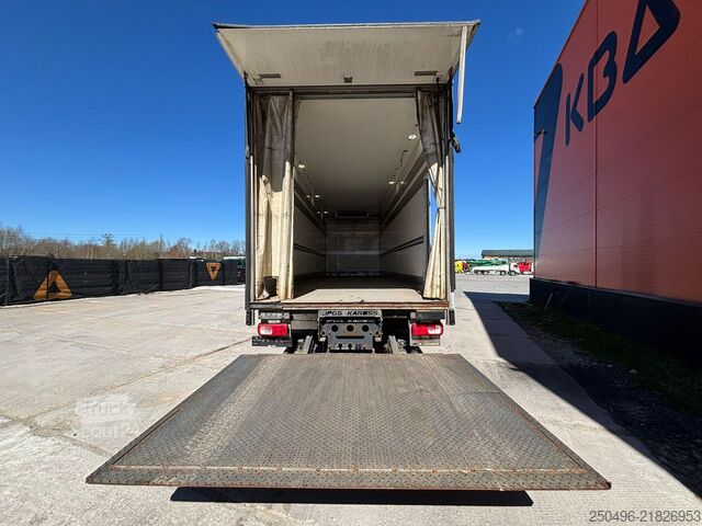 Transport w lodówce/zamrażarce DAF CF 450 6x2 SUPRA 950 U / BOX L=9408 mm