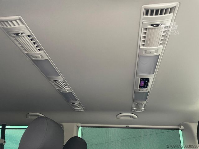 Kleinbus VOLKSWAGEN T6.1 Caravelle Comfortl LR 4M NAV el. Trittstufe