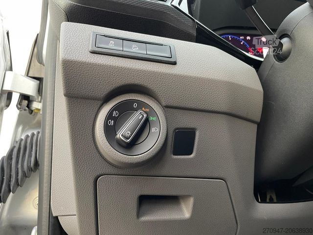 Kleinbus VOLKSWAGEN T6.1 Caravelle Comfortl LR 4M NAV el. Trittstufe