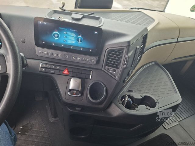 Standaard trekker MERCEDES-BENZ 1843 LS Actros MP5 MirrorCam Navi Euro6d