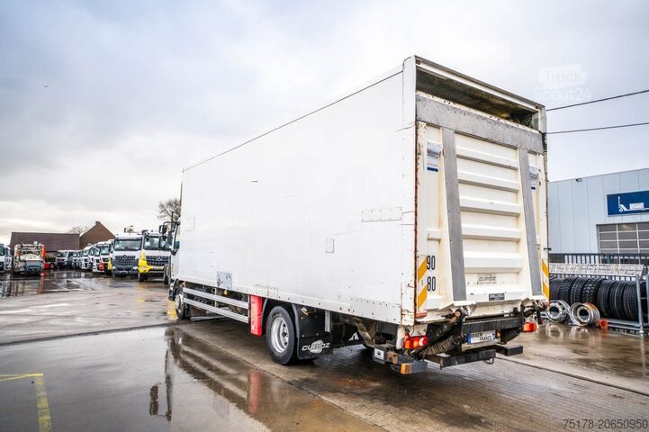 Kuffert RENAULT MIDLUM 220 (16T)+ DHOLLANDIA 2T.