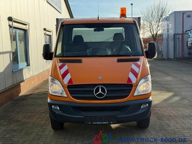 Fourgon pick-up Mercedes-Benz Sprinter 413 Pritsche mit Schiebetüren + LBW