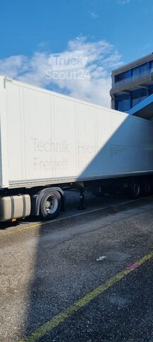 Prikolica Mercedes-Benz Anhänger