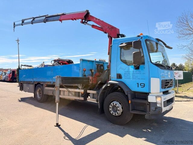 Kranbil Volvo FL 240 19T + HMF 1560 K4 + RADIO - MANUAL GEARB...