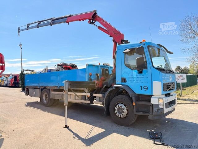 Kranbil Volvo FL 240 19T + HMF 1560 K4 + RADIO - MANUAL GEARB...