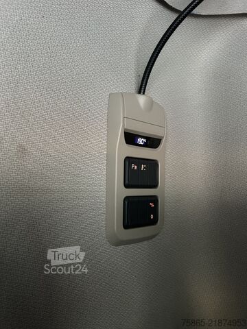 Standard-SZM DAF CF 410 FT Space Cab / 818 dkm / Euro 6 D / NL T...