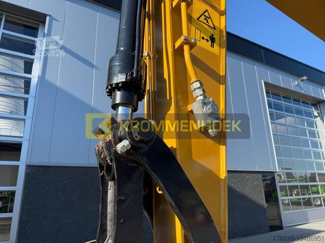 Pelle sur chenilles Sany SY 135 C