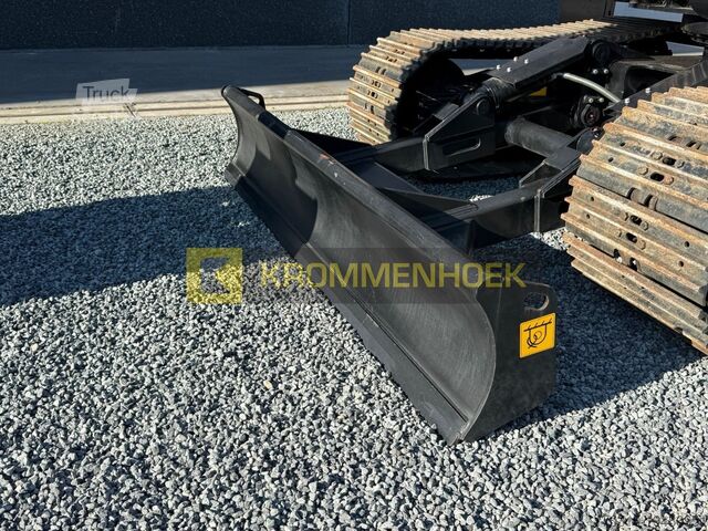 Pelle sur chenilles Sany SY 135 C