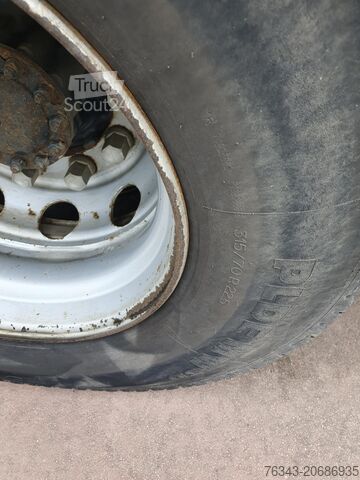 Camião frigorífico RENAULT D 19  WIDE 280 - E6 - MULTITEMP