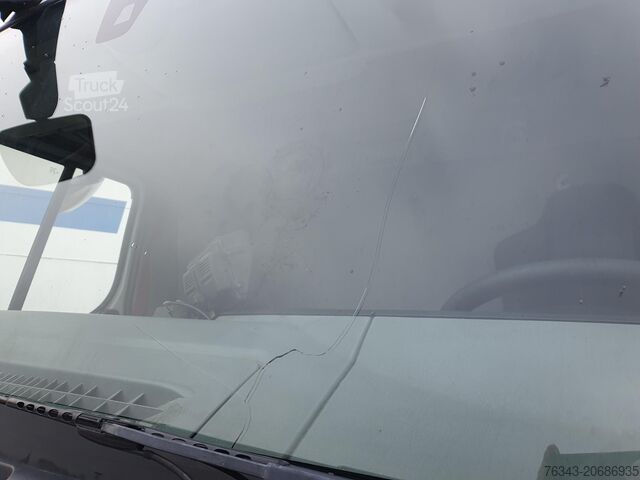 Camião frigorífico RENAULT D 19  WIDE 280 - E6 - MULTITEMP