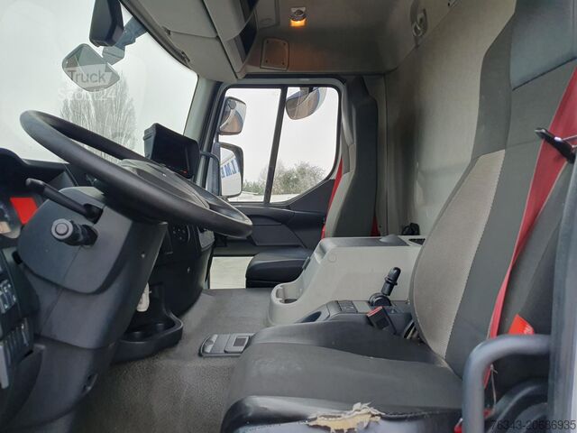 Camião frigorífico RENAULT D 19  WIDE 280 - E6 - MULTITEMP