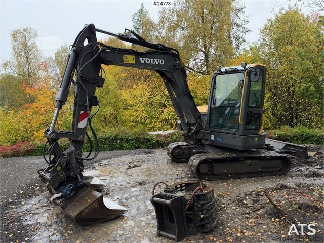  Volvo ECR58D Excavator with Rototilt and 3 Buckets