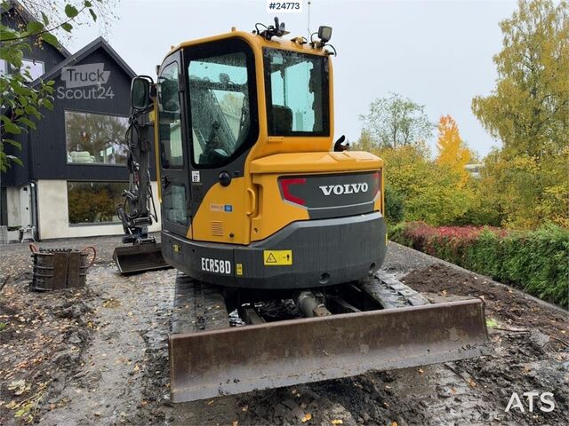  Volvo ECR58D Excavator with Rototilt and 3 Buckets