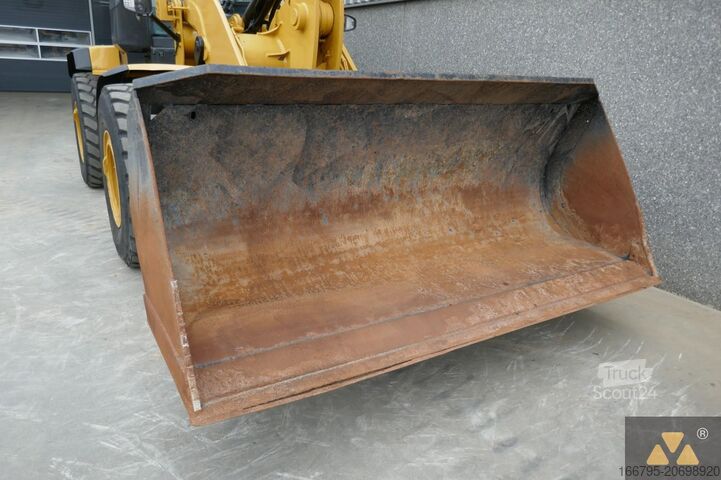 Wheel loader Caterpillar 938K