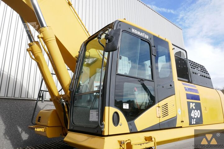 Crawler excavator Komatsu PC490LC-11