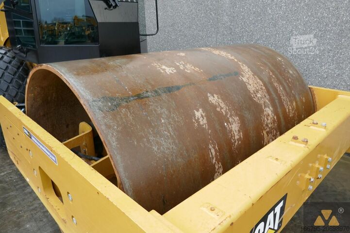 однобарабанний вальцьовий верстат Caterpillar CS66B