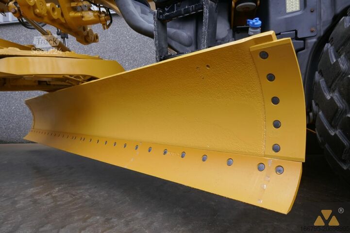 Grader Caterpillar 140M3