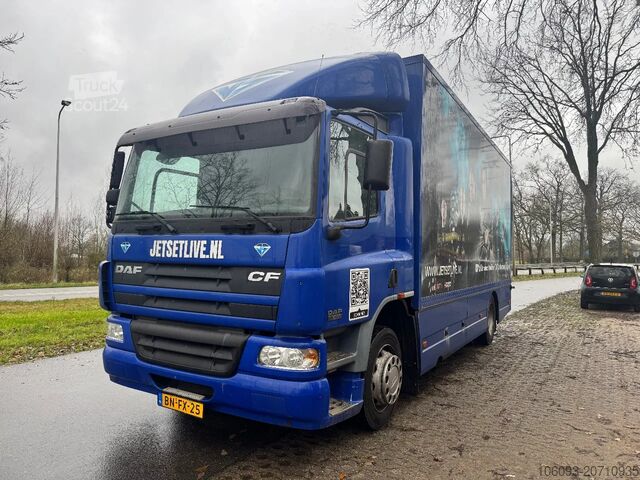 Koffer DAF CF 65 Handgeschakeld 308500 Kilometer