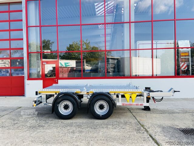 Trailer Möslein TMH 2 14 t Tandem- Absetzmuldenanhänger,geschlossenen BodenNeufahrzeug