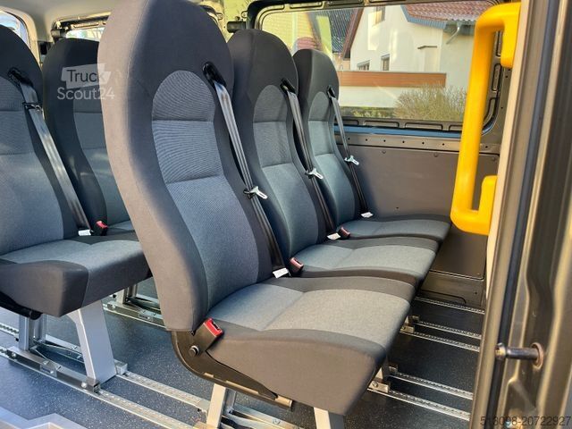 Minibuss VOLKSWAGEN CRAFTER 2,0 TDI 9 SITZER KAMERA AHK KLIMA PDC