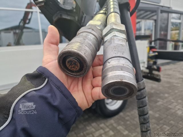 Pick-up pakettiauto MAN TGL 8.250 /Kran/Funk Vorb./Kanalfräse/Warntafel