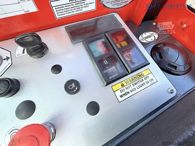 Wózek widłowy czterokierunkowy Combilift C4500 DUPLEX 4500 FREE LIFT - POSITIONER