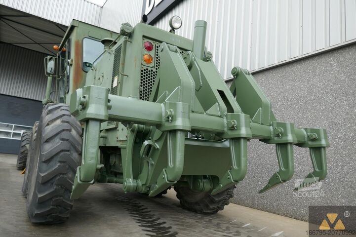 Livellatrice Caterpillar 130G Ex-army