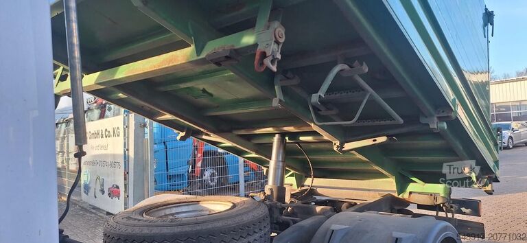 Camião basculante de 3 direções Mercedes-Benz 814 Vario