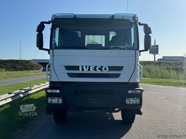 Iveco 330 6x4 met Palfinger PK 18500 kraan Iveco 330 6x4 with Palfinger PK 18500 crane
