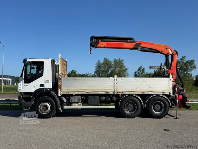Iveco 330 6x4 met Palfinger PK 18500 kraan Iveco 330 6x4 with Palfinger PK 18500 crane