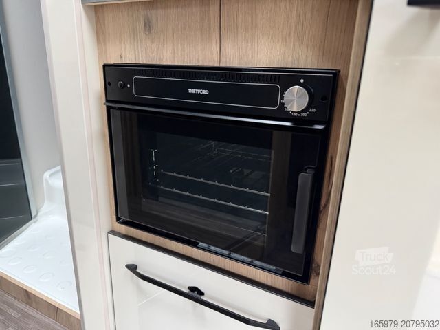 Entegre karavan MILLER M-Liner 1