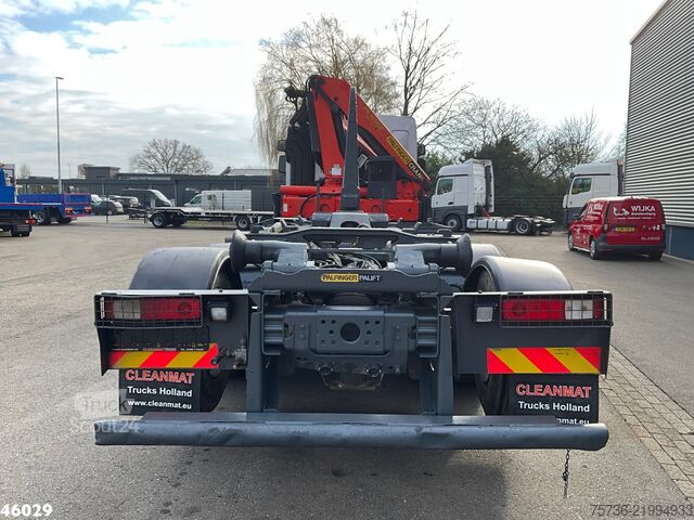 System med krokarm Renault Kerax 460 8x4 Palfinger 16 Tonmeter laadkraan
