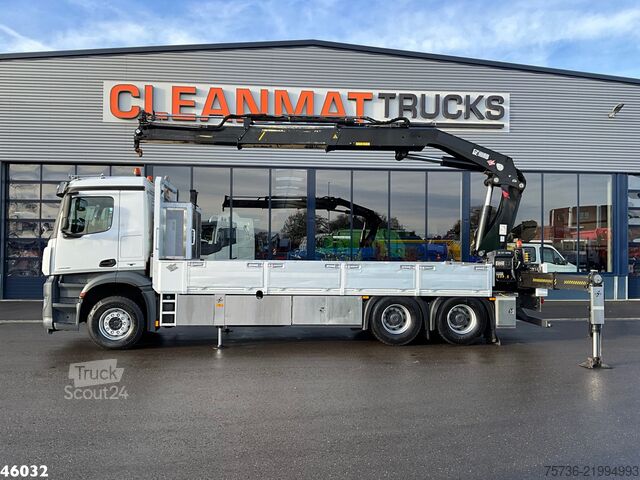 Tovornjak z žerjavom Mercedes-Benz Arocs 2636 6x4 Euro 6 Hiab Banden Manipulator M...