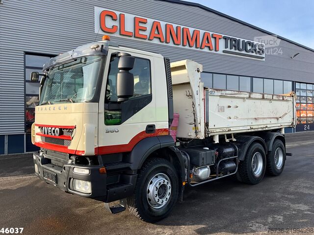 Volquete Iveco Trakker AD260T36 6x4 Kipper 12m³ Manual Full st...