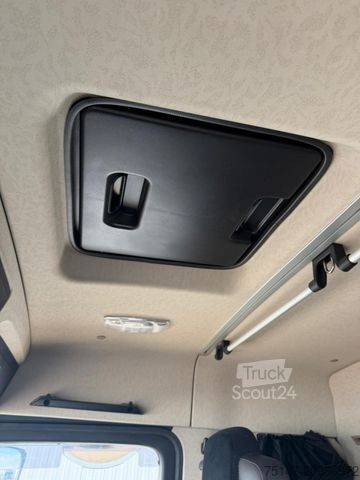 Tractora standard MERCEDES-BENZ 1840 Actros ADR Klima