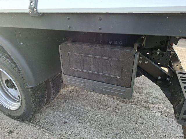 Savitarnos furgonas FUSO eCanter 4C15e 3-Sitzer Scattolini Kipper Staubox