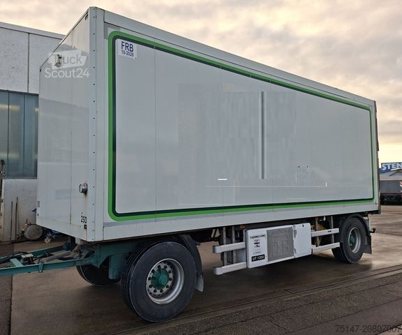 Koeltrailers 18 to 2-Achs Meat 6 Rohrbahnen Thermo King