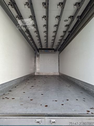 Koeltrailers 18 to 2-Achs Meat 6 Rohrbahnen Thermo King