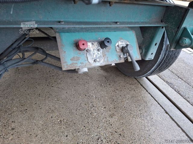 Koeltrailers  18 to 2-Achs Meat 6 Rohrbahnen Thermo King