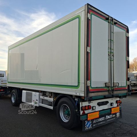Koeltrailers 18 to 2-Achs Meat 6 Rohrbahnen Thermo King