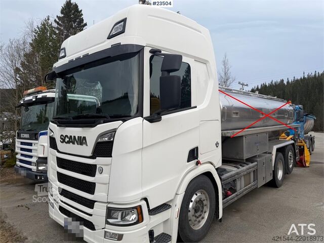 Chassis com cabina Scania R580 6x2 Chassis