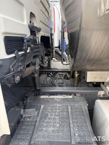 Chassis com cabina Scania R580 6x2 Chassis