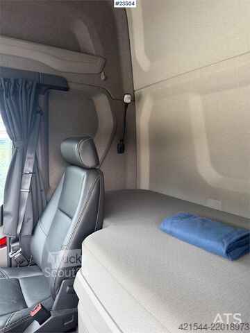 Chassis com cabina Scania R580 6x2 Chassis