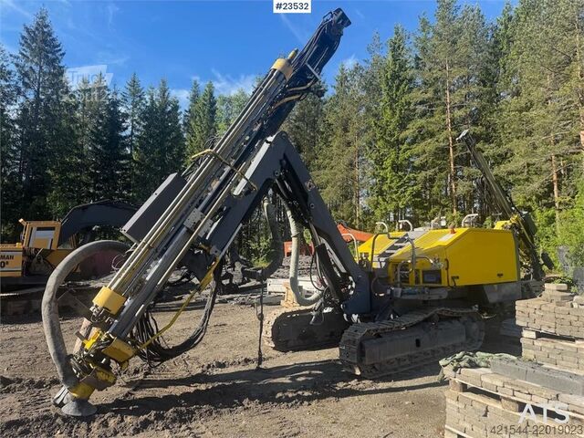 Zemní vrtací stroj Atlas Copco D7 Drilling Rig