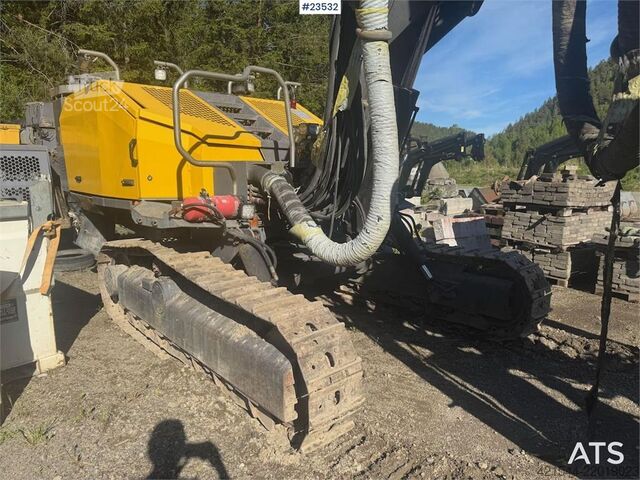 Zemní vrtací stroj Atlas Copco D7 Drilling Rig