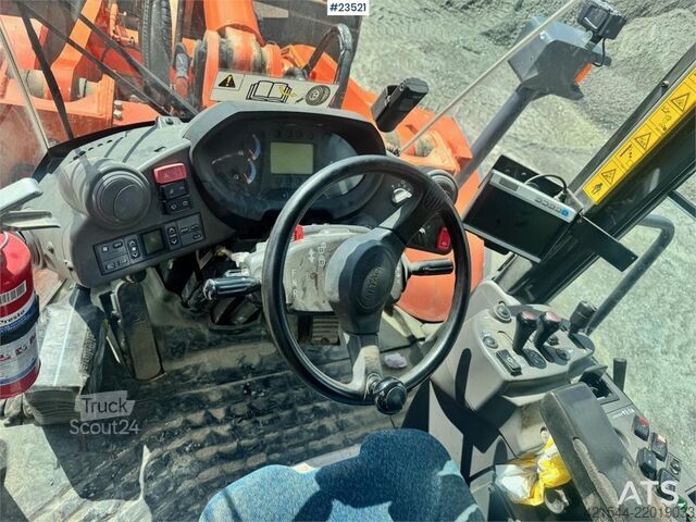 Nakladač Hitachi ZW220 Wheel Loader w/Bucket – Rebuilt Engine WATCH
