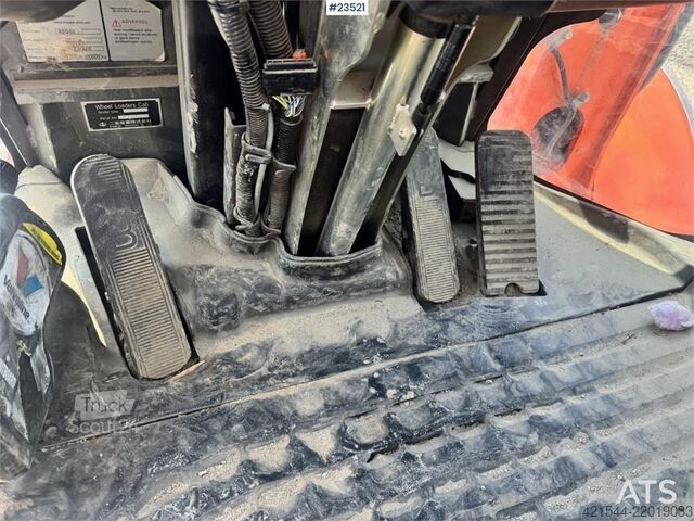 Nakladač Hitachi ZW220 Wheel Loader w/Bucket – Rebuilt Engine WATCH