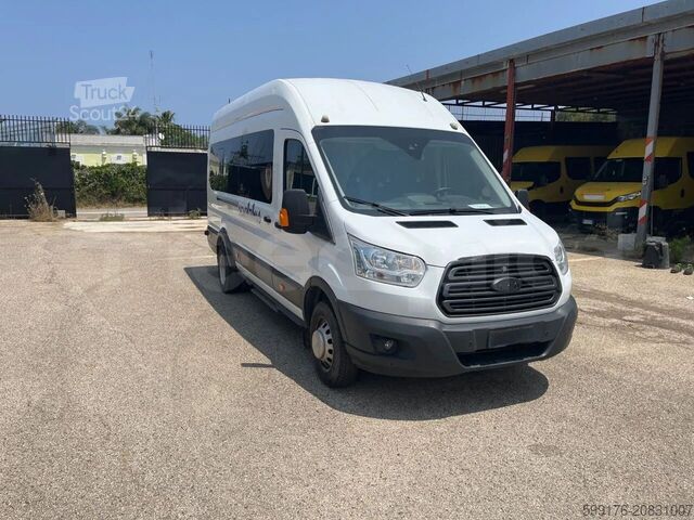 Transport de pasageri Ford Transit